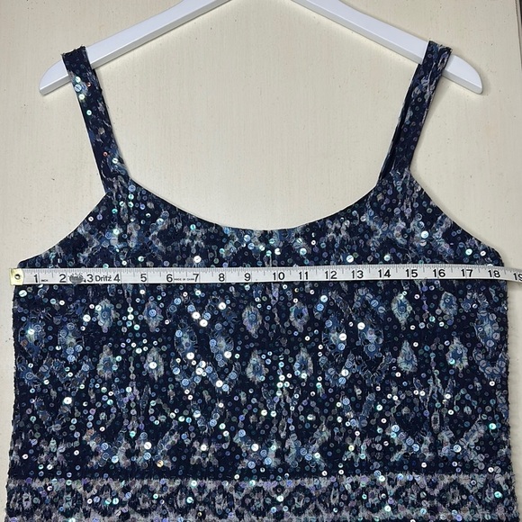 Lafayette 148 New York Blue Sequin Hand Beaded Camisole Top Size 10 - Picture 11 of 12